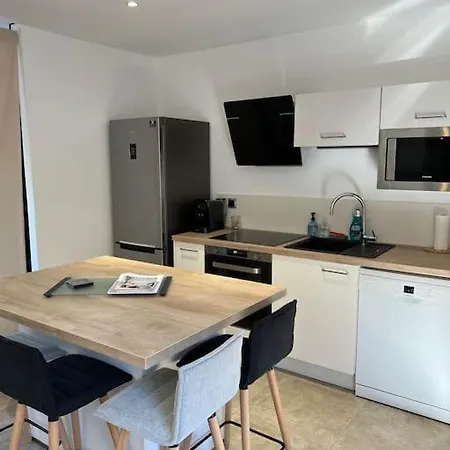 Independant Avec Acces Piscine Σπίτι διακοπών