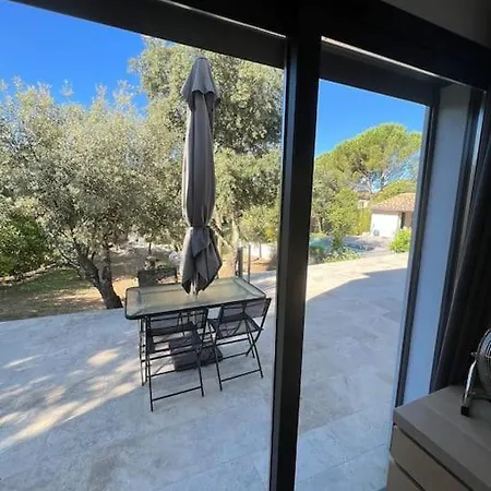 Independant Avec Acces Piscine Σπίτι διακοπών *