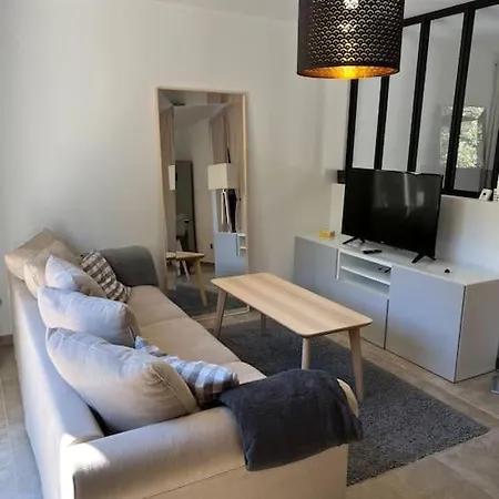 Independant Avec Acces Piscine Σπίτι διακοπών